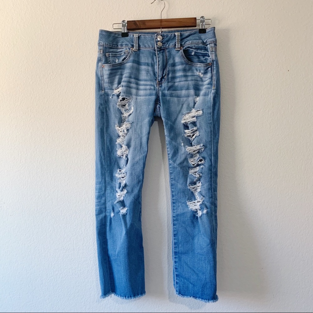 American Eagle Distressed Cut Off Jeans